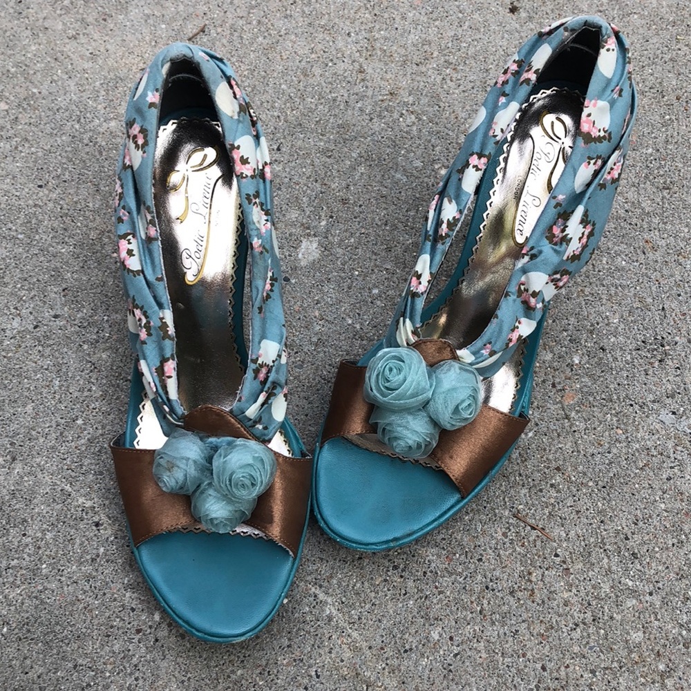 Summery heels